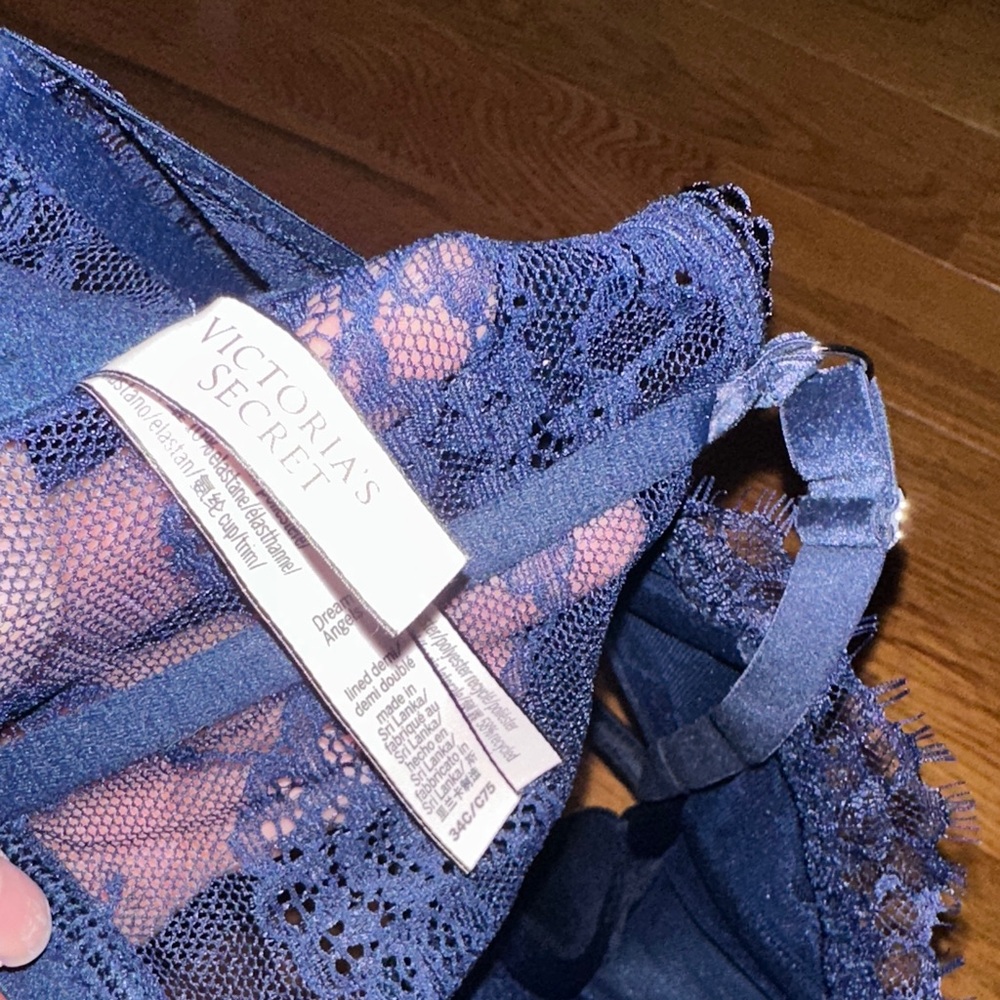 Victoria Secret Elegant Lace Bustier in Navy Blue - Picture 3 of 3